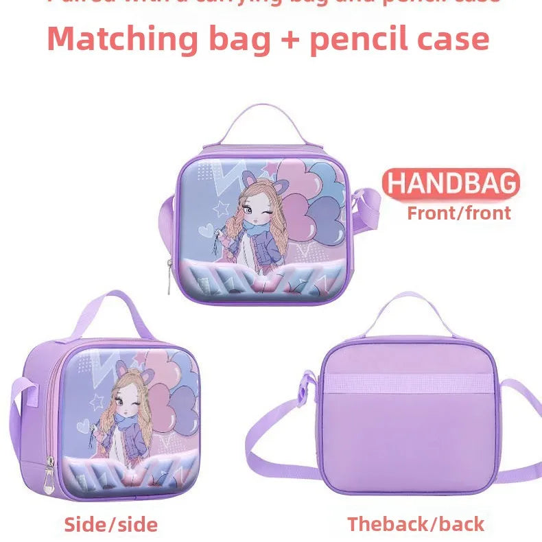 Nouveau modèle de sac à déjeuner pour élèves du primaire en polyester avec poignée télescopique, trousse à crayons, ensemble de trois pièces, dessin animé mignon pour enfants