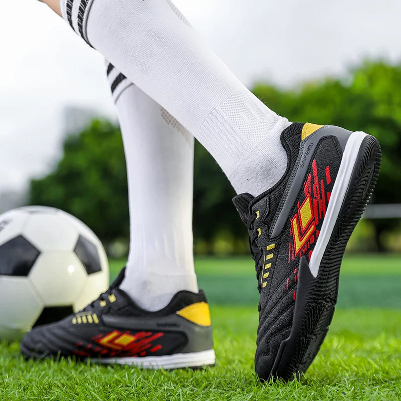 Chaussures de futsal junior – Légères & respirantes, semelle antidérapante