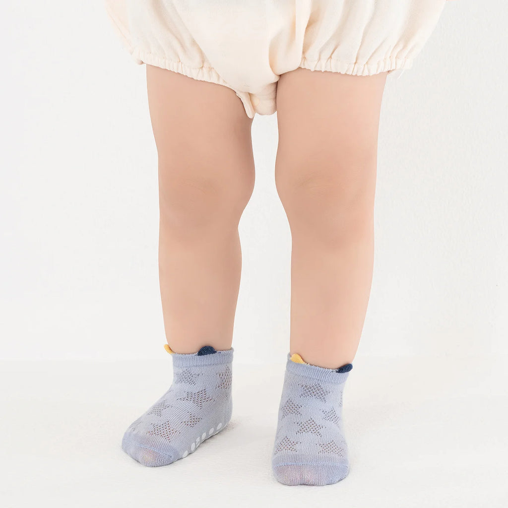 Chaussettes antidérapantes bébé – Lot de 4 paires (0-6 ans)