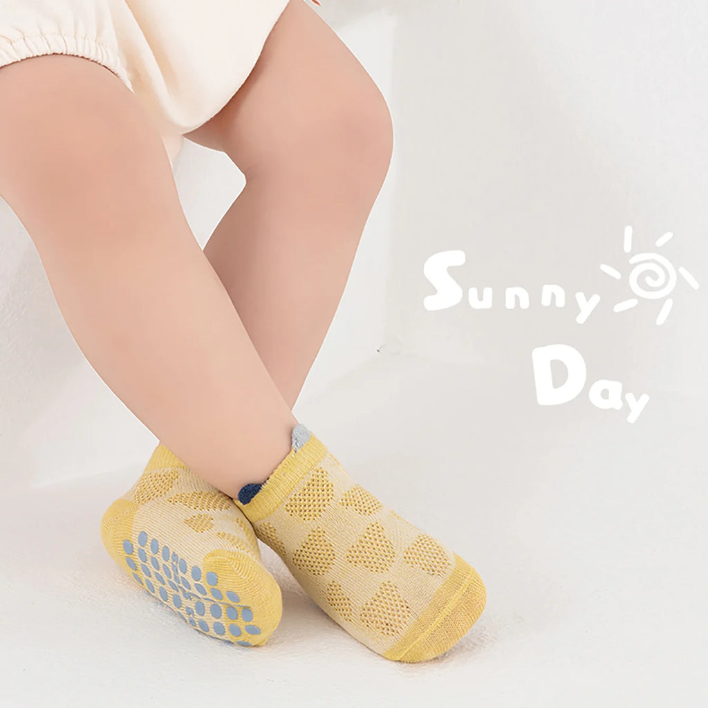 Chaussettes antidérapantes bébé – Lot de 4 paires (0-6 ans)