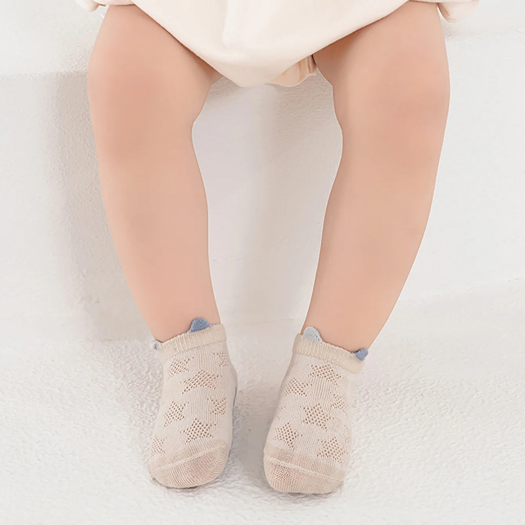 Chaussettes antidérapantes bébé – Lot de 4 paires (0-6 ans)